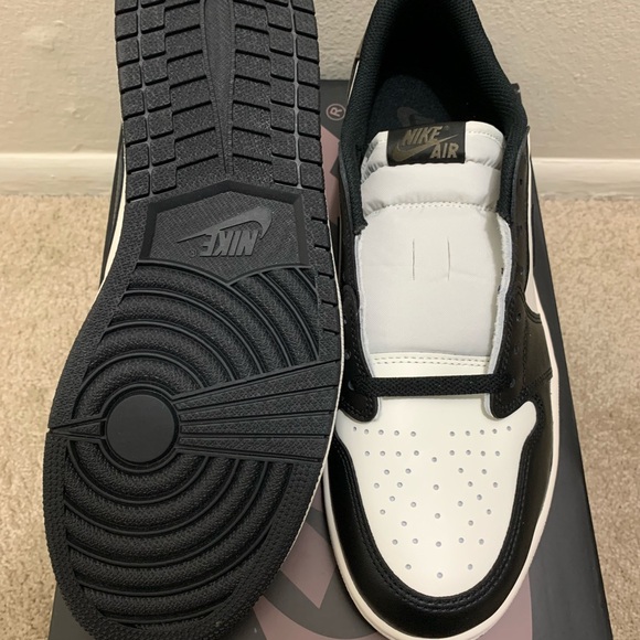 Brand New Jordan 1 Low Mocha Size 12.5 Style #CZ0790-102 - Picture 10 of 12